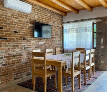 Berat Villa | Vila Ramaj