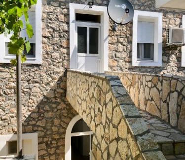 Danilovgrad Bed & Breakfast | Vila Razic