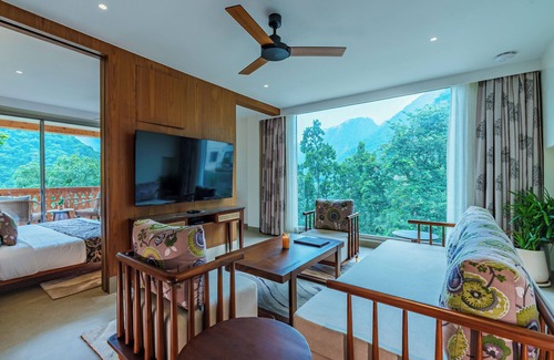 Rishikesh Hotel | VILEEN Rishikesh - A Wellness Resort by Ganga Kinare