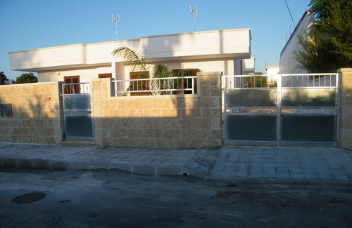 Torre Specchia Ruggeri Villa | VILLA 100 METERS FROM THE BEACH