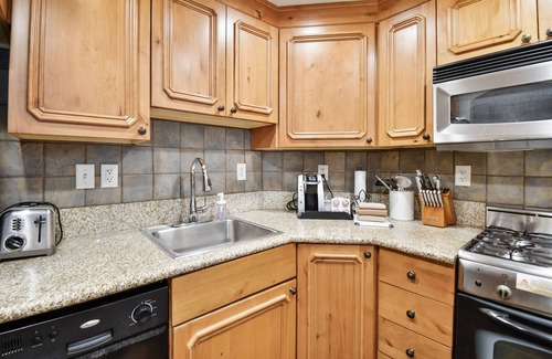 Zermatt Villa | Villa 1082 3 Bed 3 Bath Full Kitchen 3 Bedroom Villa