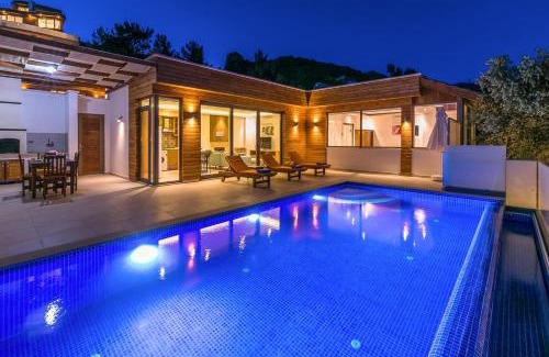Islamlar Villa | Villa 2 Sleeps 4 Isolated Honeymoon-Villa Sardunya