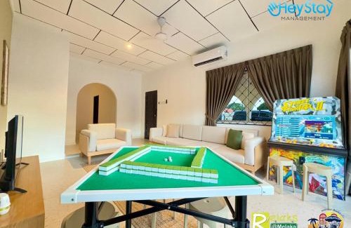 Klebang Besar Villa | Villa 5R3B 23 Pax Swimming Pool Karaoke BBQ Town Area