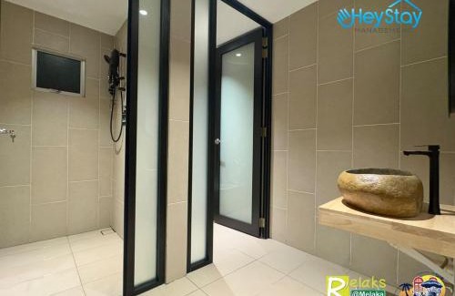 Klebang Besar Villa | Villa 5R3B 23 Pax Swimming Pool Karaoke BBQ Town Area