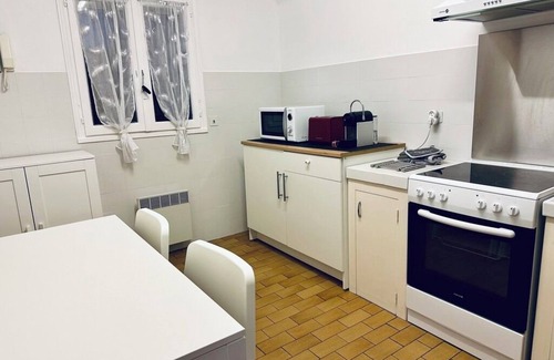 Anglet Villa | VILLA 90m2 sur ANGLET/BIARRITZ avec Terrasse Jardin &Parking -1er Étage, RDCvide