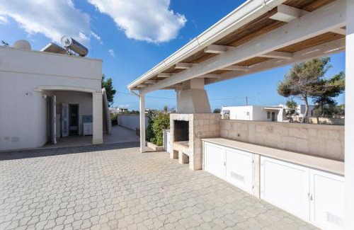 Torre San Giovanni Villa | villa Alba chiara sul mare