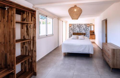 La Possession House | Villa a la Possession