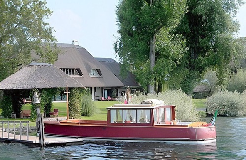 Solcio Villa | Villa Adelinda: A luxurious one-story villa located right on the Lake Maggiore, with Free WI-FI.