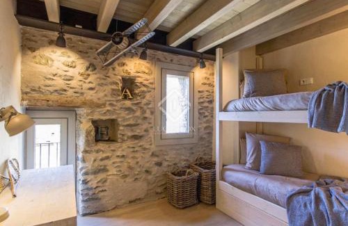 Age Villa | Villa Age con chimenea