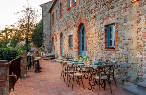 Ciciana Villa | Villa Alice, panoramic stone farmhouse to sleep 10