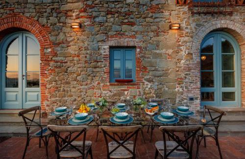 Ciciana Villa | Villa Alice, panoramic stone farmhouse to sleep 10