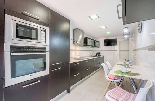 Maioris Decima Villa | Villa 'Alma Azul' with Private Pool, Terraces & Wi-Fi