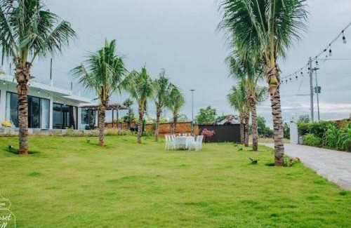 Central Mui Ne Beach Villa | Villa Amanda - Sea view - Private swimming pool 70 M2