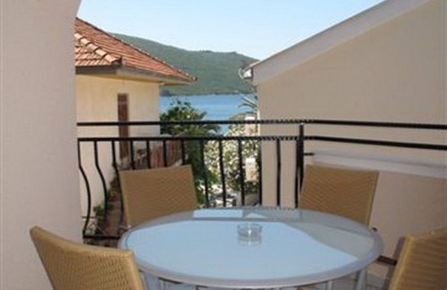 Kumbor Apartment | Villa Apartments Kumbor President - One Bedroom Apartment With Sea View (Hera)