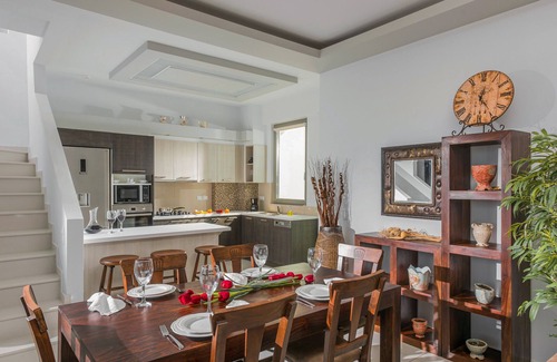 Kato Gouves Villa | Villa Aphrodite, next to the beach ,no car needed.