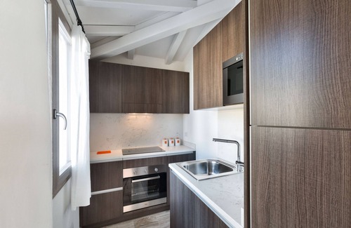 Tiriddo Villa | Villa Astrea Alba, two steps away from the beach with private swimming pool