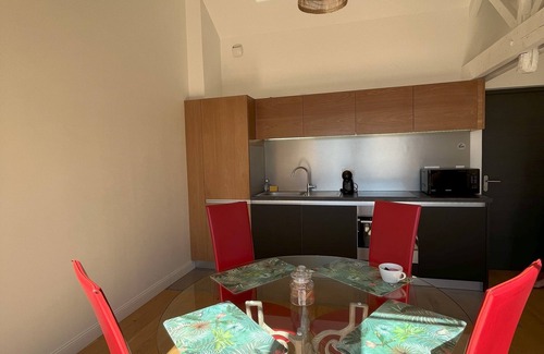 Saint-Nazaire Apartment | Villa Aziliz - Appartement Vue Mer