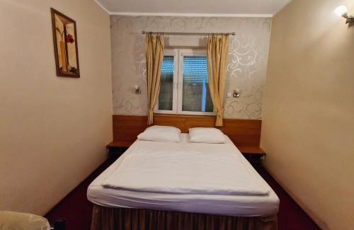 Lomianki Bed & Breakfast | Villa Bella Casa