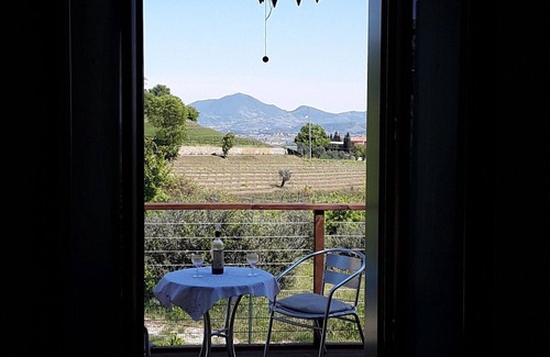 Sossano Villa | Villa Berici, Pool & Panoramic views, Enjoy Paradise, 1hr Venice & Garda