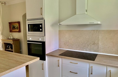 El Puerto de Santa Maria Villa | Villa, between the golf course and the beach, in Vistahermosa.