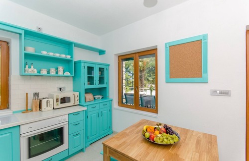 Island Hvar Villa | VILLA BLUE & GREEN, holiday home near the sea