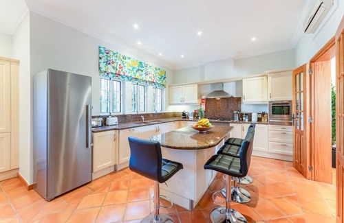 Vale do Garrao Villa | Villa Breena - Quinta do Mar