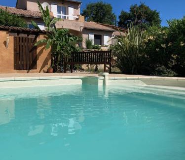 Vesseaux Bed & Breakfast | Villa Câline chambres d'hôtes