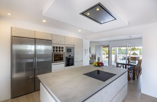 Sant Rafael de Sa Creu Villa | Villa Can Raes