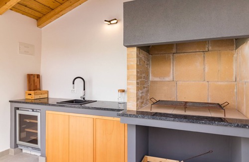 Skatari Villa | Villa Casa L for 10 people near Pula with heated salt - water pool and pet friendly