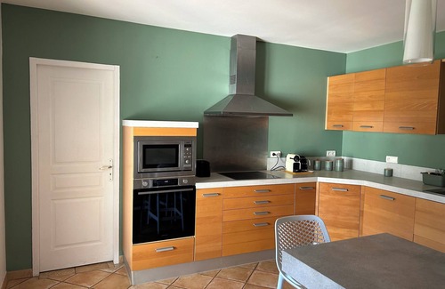 Moussac House | Villa Cigalo with private pool and electric vehicle charging station