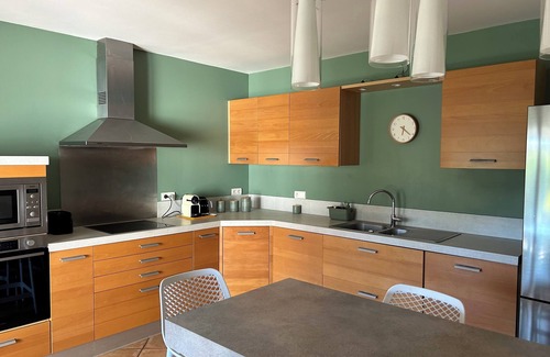 Moussac House | Villa Cigalo with private pool and electric vehicle charging station