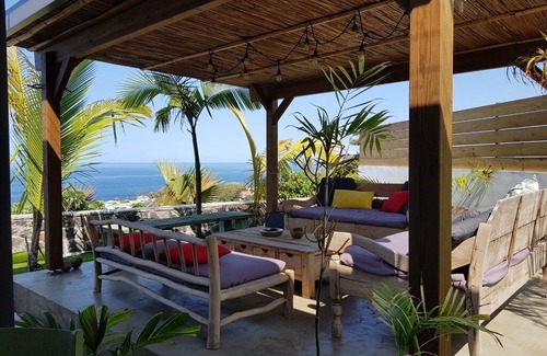 Grand Bois House | Villa Coco Palm5* piscine chauffée avec Spa inclus jusqu'à 8 pers. à St pierre