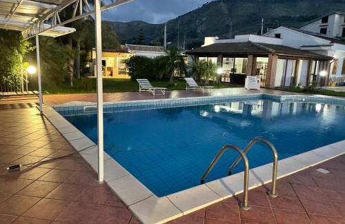 Torre Colonna-sperone Villa | Villa Cocus