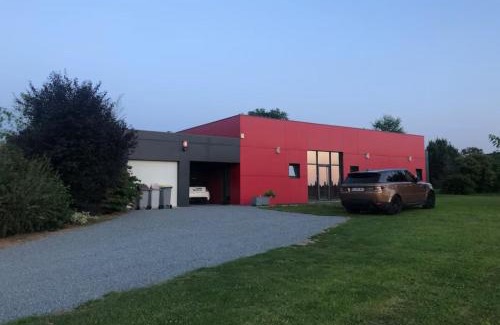 Villebret House | Villa Contemporaine Piscine Jacuzzi