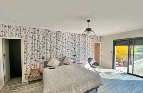 Villebret House | Villa Contemporaine Piscine Jacuzzi