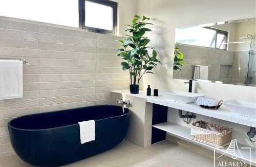 Calebasses Apartment | Villa Cottage avec piscine privée, 4 chambres, 25 min Grand Baie