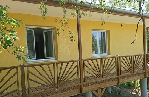 Lamalou-les-Bains House | Villa Creole Lamalou : Gite 3 * Canelle F3 large terraces south view quiet