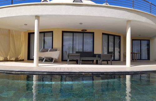 Albion Villa | Villa Dôme sea view