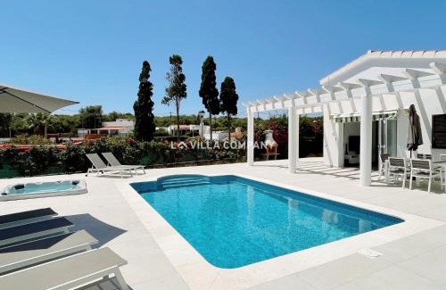 Cala en Porter Villa | Villa de Amigos