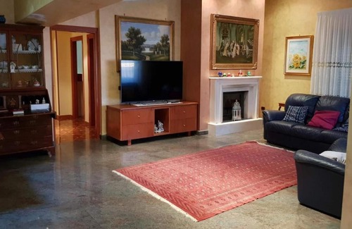 Grottaglie Villa | Villa 'Degli Ulivi' with Private Pool, Wi-Fi and Air Conditioning