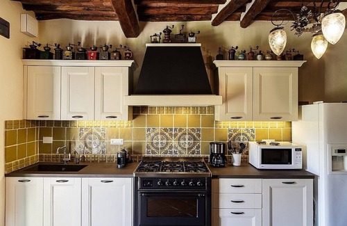 Monsummano Terme Villa | Villa Deliziosa: A characteristic and welcoming two-story age-old farm house surrounded by the greenery, with Free WI-FI.