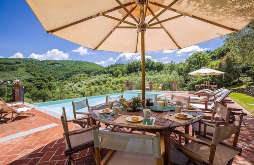 Monsummano Terme Villa | Villa Deliziosa: A characteristic and welcoming two-story age-old farm house surrounded by the greenery, with Free WI-FI.