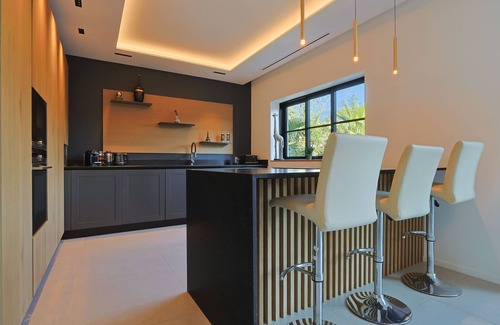 California - Pezou Villa | Villa Deva