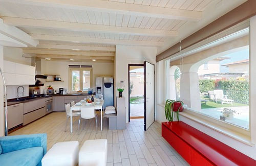 Manerba del Garda Villa | Villa Dolcevita by Bookinggardalake