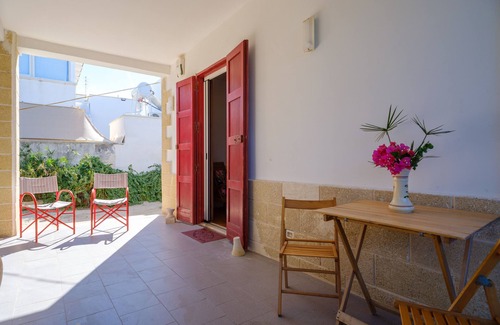 Punta Prosciutto Villa | Villa "Elena" with Sea View, Terrace & A/C