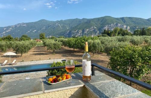 Molos-Agios Konstantinos Villa | Villa Eleonas by the Sea with private pool