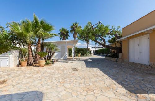 Capilungo Villa | Villa Eleonora con piscina Fronte Mare