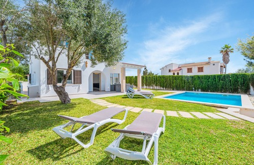 Llucmajor Villa | Villa 'Es Raco Sa Rapita' with Sea View, Private Pool and Wi-Fi