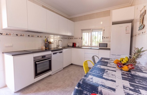 San Antonio Bay Villa | Villa Roberto | Large House | Private Pool | Walk to Amenities | Wifi & A/C