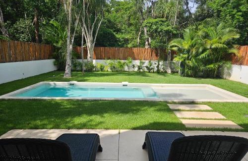 Akumal Villa | Villa Familiar con Alberca Privada en Tulum Country Club Riviera Maya